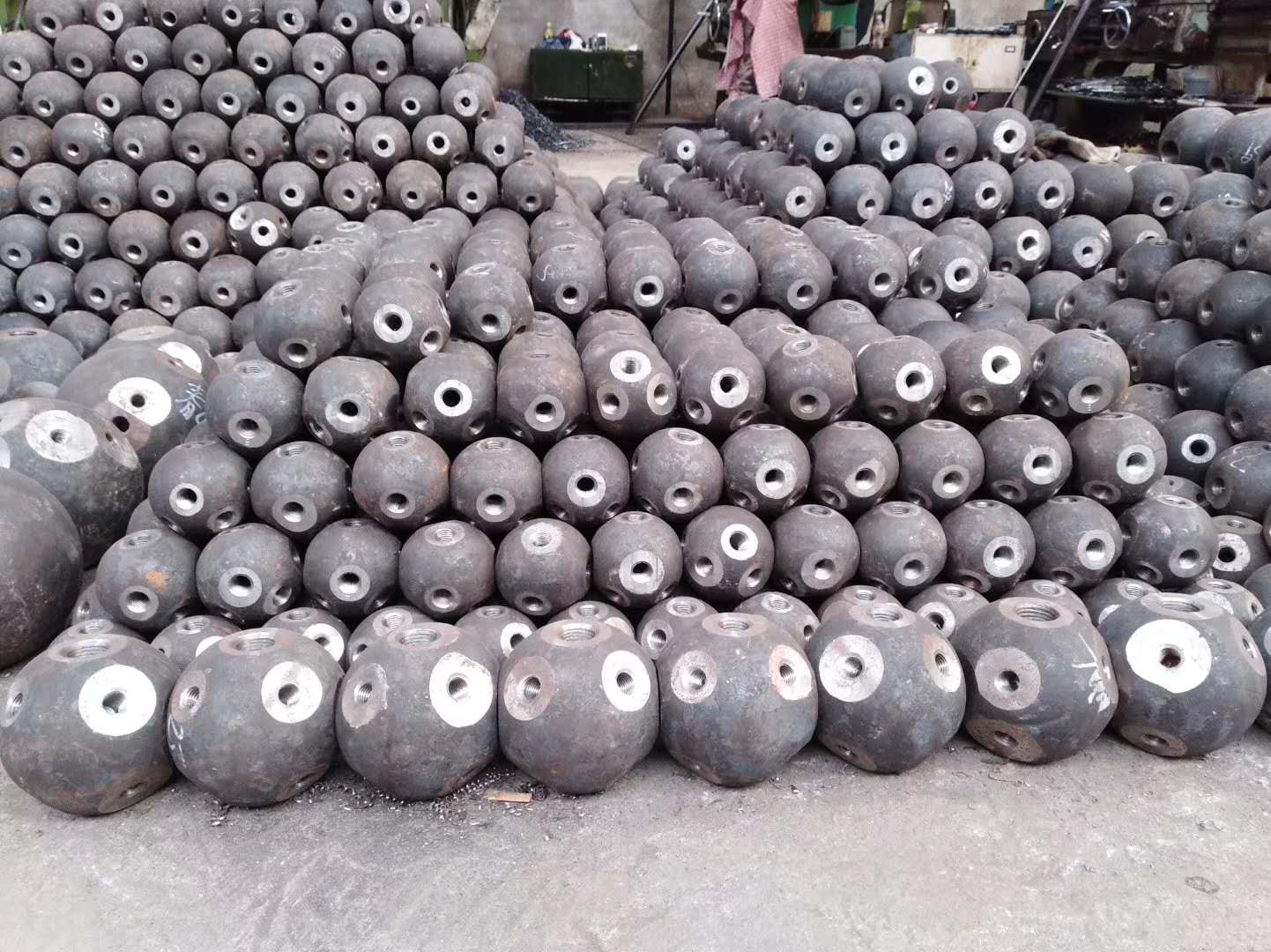 桂林螺栓球